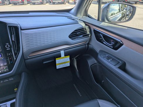 Certified 2025 Subaru Forester Sport w/ Popular Package #1 image 17