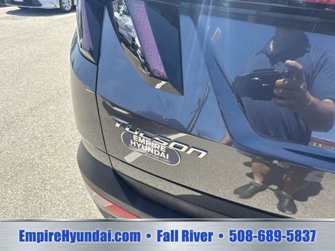 Used 2023 Hyundai Tucson Limited AWD/4WD image 5