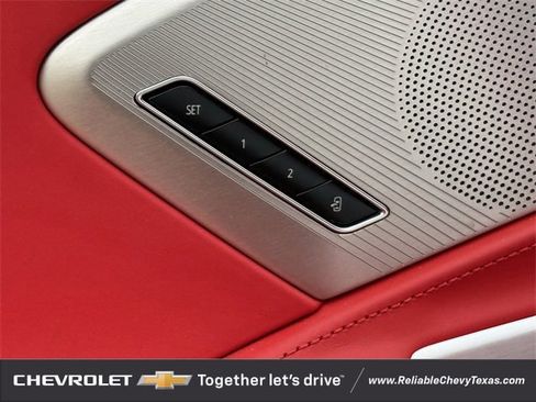 Used 2023 Chevrolet Corvette Stingray Premium Conv w/ Z51 Performance Package image 30