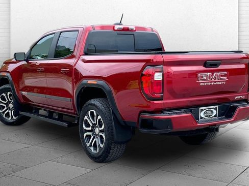 Used 2024 GMC Canyon AT4 w/ Technology Package AWD/4WD image 11