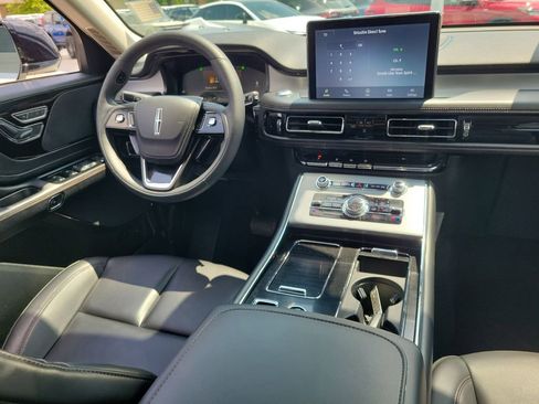 Certified 2023 Lincoln Aviator AWD w/ Premium Package image 13
