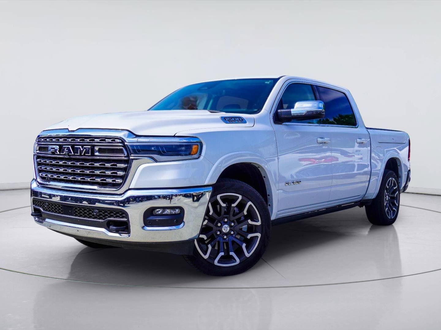 Used 2025 RAM 1500 Limited AWD/4WD image 1