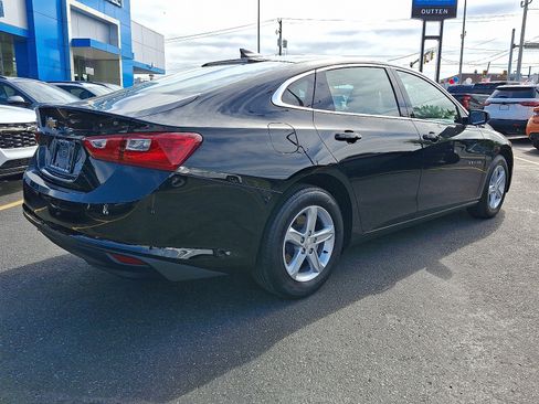 Used 2024 Chevrolet Malibu LS FWD image 5