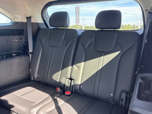Certified 2026 Kia Sorento EX AWD/4WD image 11