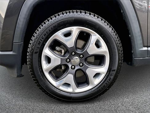 Used 2021 Jeep Compass Limited w/ Sun and Sound Group image 34