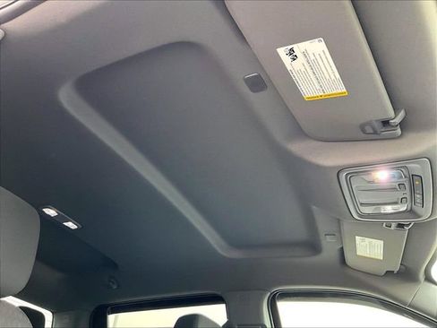 Used 2023 Chevrolet Silverado 1500 RST w/ Z71 Off-Road Package image 22