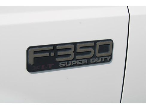 Used 2001 Ford F350 2WD SuperCab DRW Super Duty image 26