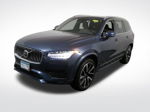 Used 2021 Volvo XC90 T6 Momentum w/ Climate Package AWD/4WD image 8