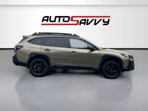 Used 2025 Subaru Outback Wilderness AWD/4WD image 8