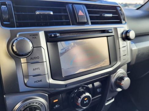 Used 2016 Toyota 4Runner SR5 image 21