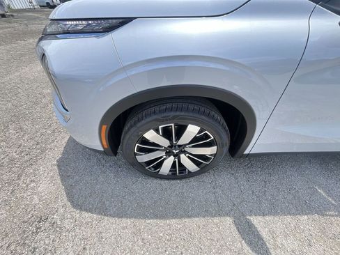 Used 2025 Mitsubishi Outlander SE FWD image 10