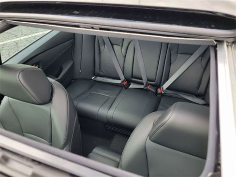 Used 2023 Honda Accord Sport image 10