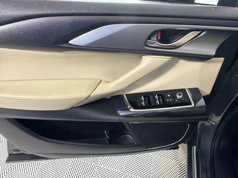 Used 2018 MAZDA CX-9 Touring w/ Touring Premium Package AWD/4WD image 11
