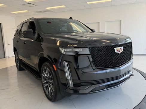 Used 2023 Cadillac Escalade Sport AWD/4WD image 1