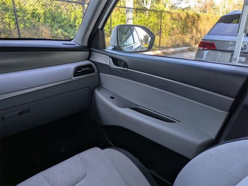 Used 2022 Hyundai Palisade SE image 21