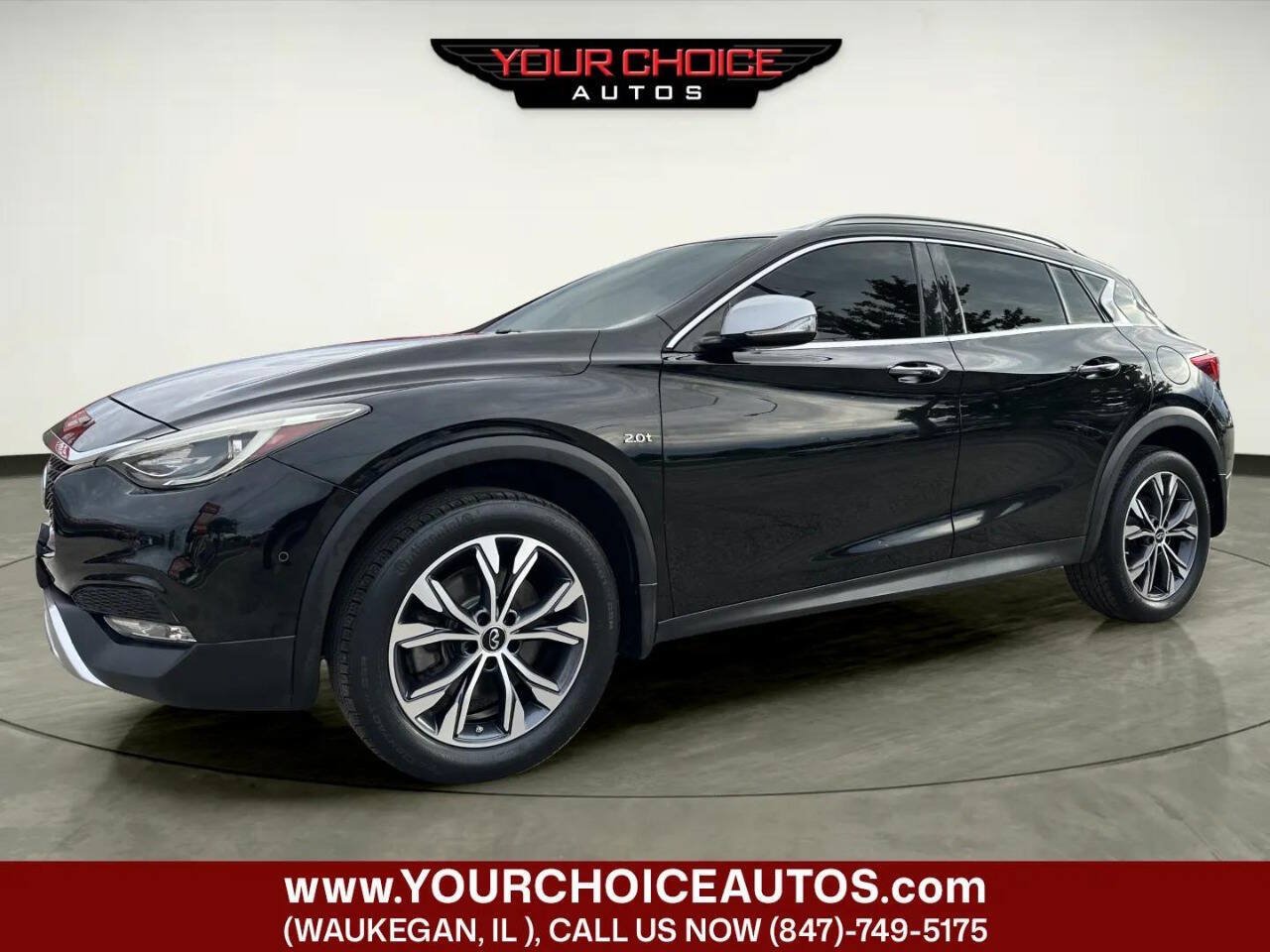 Used 2017 INFINITI QX30 Premium w/ Navigation Package AWD/4WD image 1