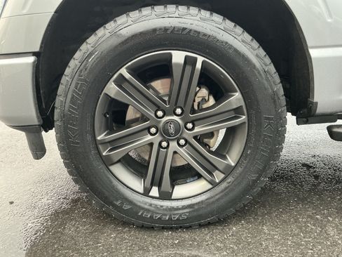 Used 2022 Ford F150 XLT w/ Equipment Group 302A High AWD/4WD image 9