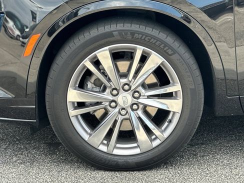 Used 2023 Cadillac XT6 Premium Luxury FWD image 39