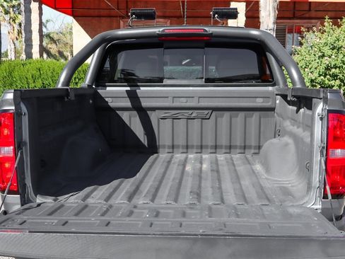 Used 2021 Chevrolet Colorado ZR2 w/ ZR2 Dusk Special Edition image 8