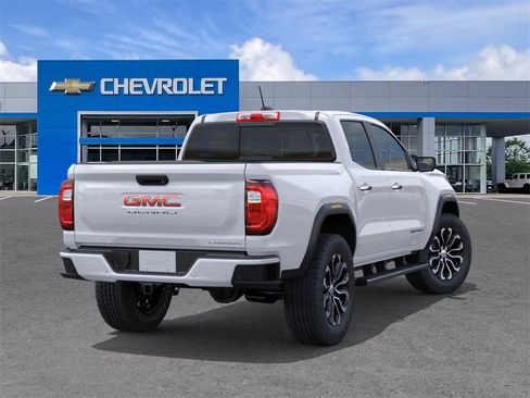 New 2026 GMC Canyon Denali image 4