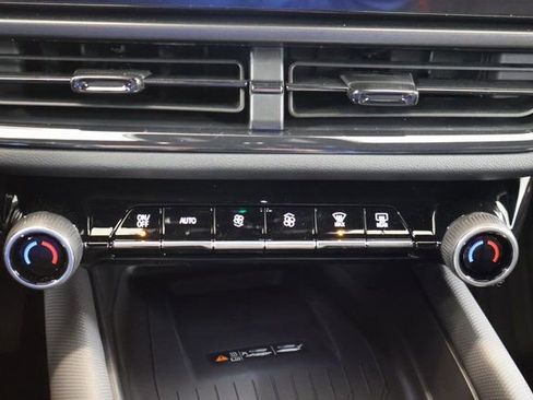 New 2026 Chevrolet Equinox EV RS image 19