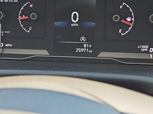 Certified 2024 Hyundai Tucson SEL AWD/4WD image 19