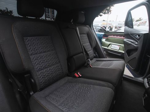 Used 2022 Chevrolet Equinox LT image 19