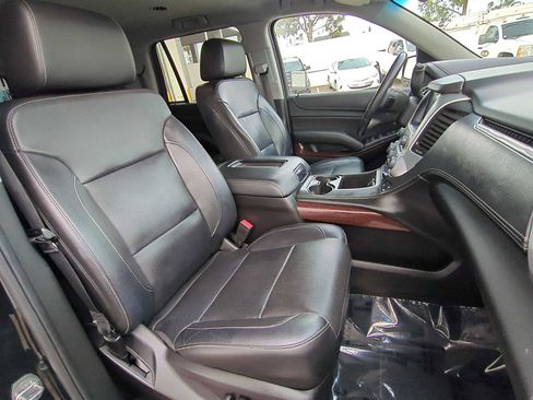 Used 2018 GMC Yukon SLT image 27