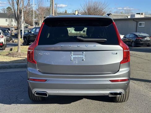 Used 2020 Volvo XC90 T6 Momentum image 21