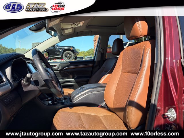 Used 2018 Toyota Highlander Limited w/ Protection Package #3 AWD/4WD image 13