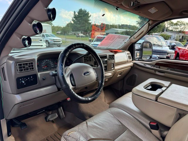 Used 2004 Ford F250 Lariat AWD/4WD image 9