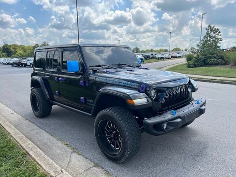 Used 2021 Jeep Wrangler Unlimited Rubicon 4xe w/ Steel Bumper Group AWD/4WD image 2