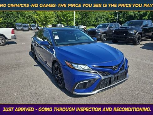 Used 2023 Toyota Camry XSE FWD image 1
