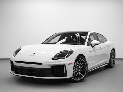 New 2026 Porsche Panamera 4 image 1