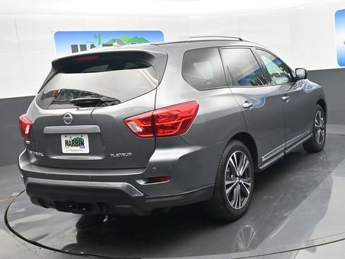 Used 2020 Nissan Pathfinder Platinum image 5