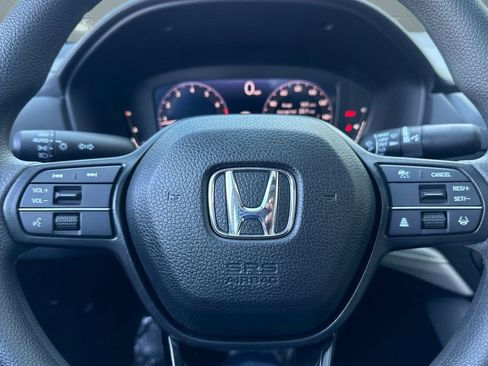 Certified 2025 Honda Accord SE image 16
