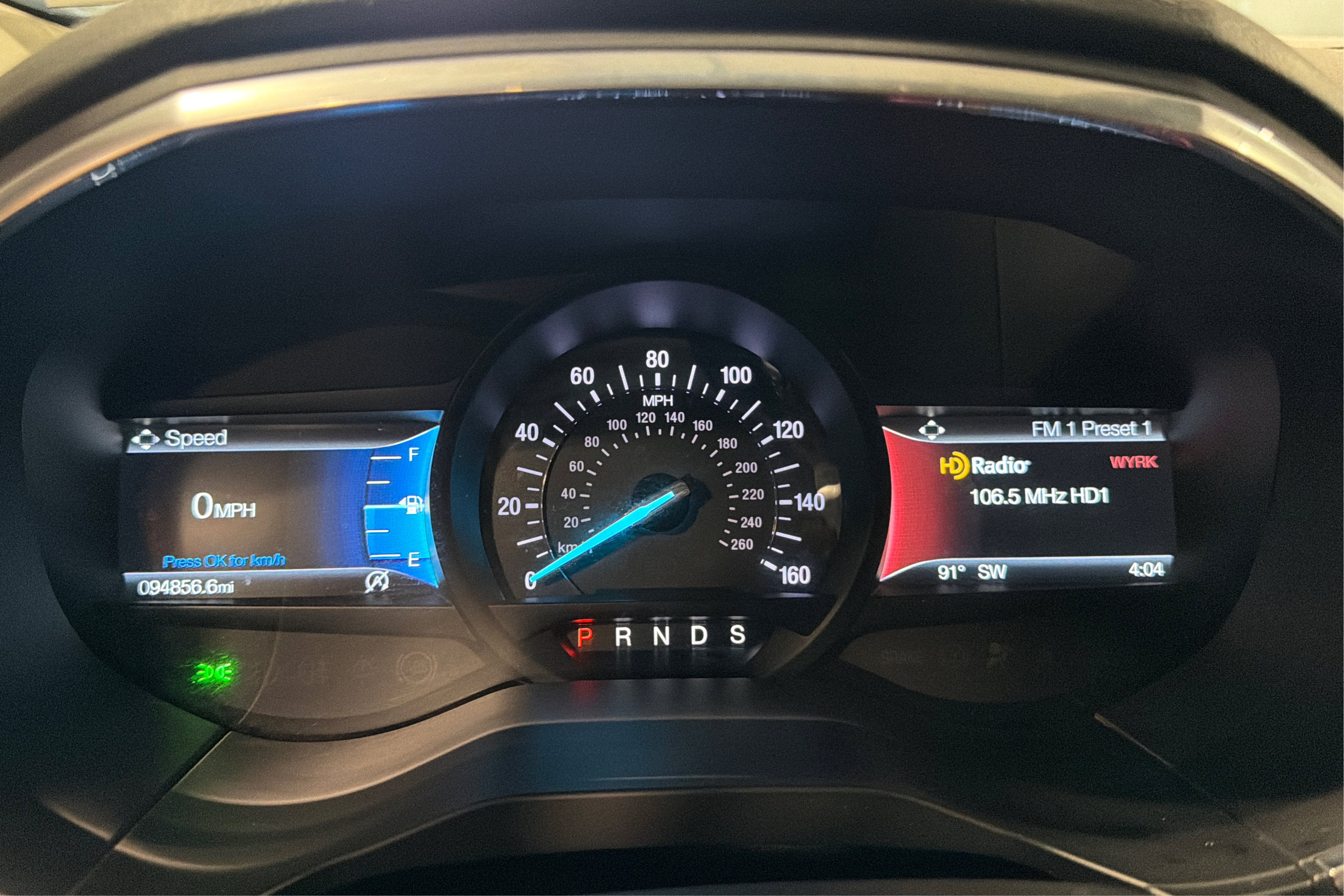 Used 2020 Ford Edge Titanium AWD/4WD image 28