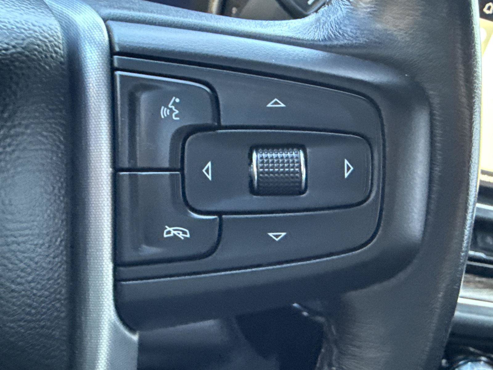 Used 2022 GMC Sierra 1500 Elevation w/ LPO, Elevation Black Package AWD/4WD image 22