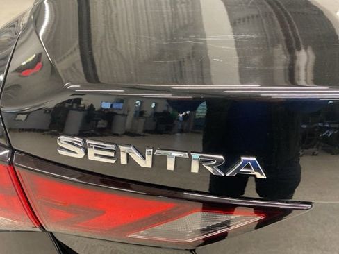 Used 2023 Nissan Sentra S image 7
