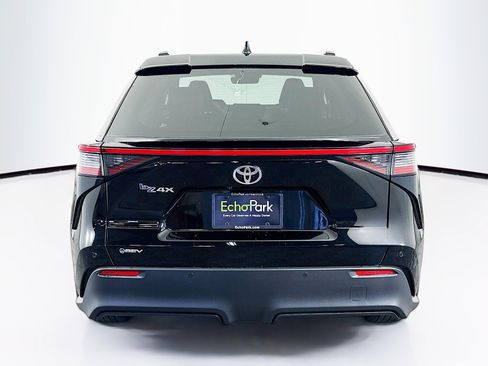 Used 2025 Toyota bZ4X FWD image 7