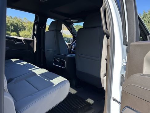 New 2026 Chevrolet Silverado 1500 LTZ w/ Z71 Off-Road Package image 48