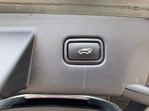 Used 2024 Hyundai Tucson Limited AWD/4WD image 17
