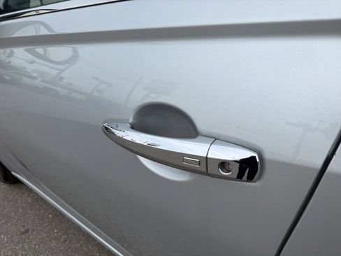 Used 2024 Nissan Altima 2.5 SV image 30