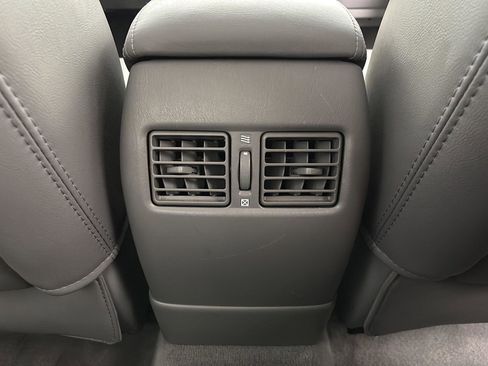 Used 2006 Toyota Camry XLE FWD image 18