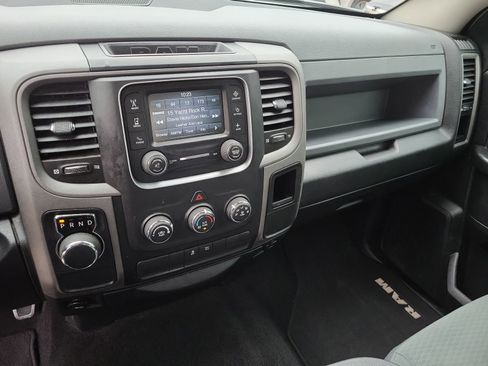 Used 2018 RAM 1500 Express w/ Express Value Package RWD image 13