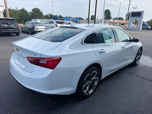 Used 2024 Chevrolet Malibu LT FWD image 4