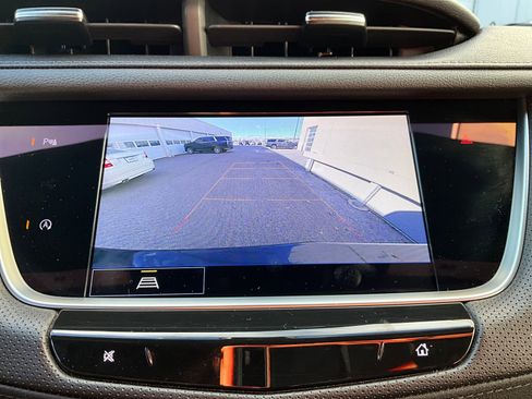 Certified 2022 Cadillac XT5 Luxury image 23