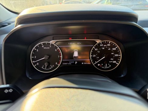 Used 2025 Nissan Rogue SV FWD image 42