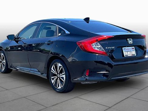 Used 2018 Honda Civic EX-L image 11
