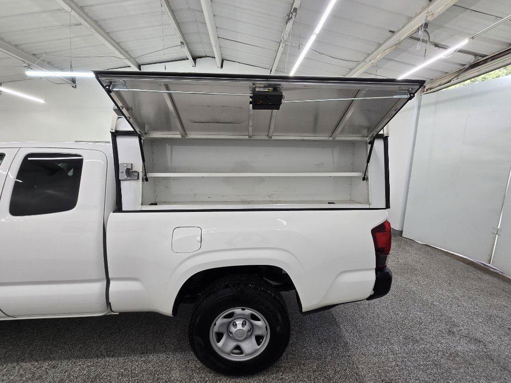 Used 2020 Toyota Tacoma SR RWD image 8